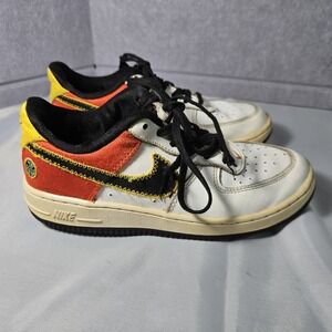 Nike Air Force 1  Sz 2.5Y Low Roswell Raygun White Black Orange Flash